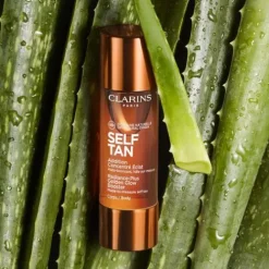 Clarins Self Tanning<Radiance-Plus Golden Glow Booster For Body